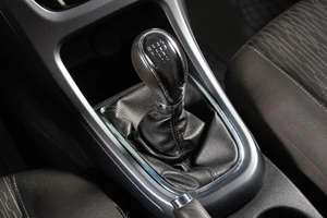 Хетчбэк Opel Astra 2012 года, 599000 рублей, Сургут