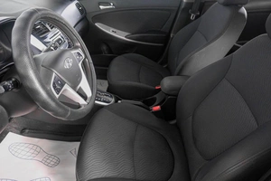 Седан Hyundai Solaris 2013 года, 839000 рублей, Кемерово