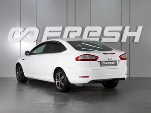 Седан Ford Mondeo 2011 года, 679000 рублей, Красный Пахарь