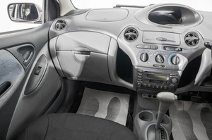 Хетчбэк Toyota Vitz 2000 года, 349000 рублей, Барнаул