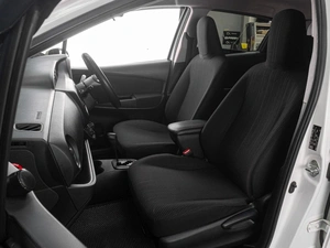 Хетчбэк Toyota Vitz 2017 года, 1179000 рублей, Тюмень