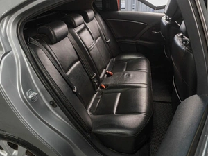 Седан Toyota Avensis 2009 года, 1159000 рублей, Тюмень