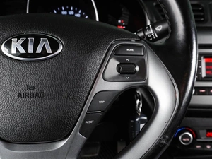 Седан Kia Rio 2015 года, 1139000 рублей, Воронеж