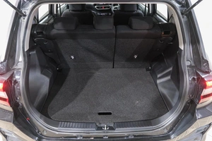 Внедорожник Toyota Raize 2019 года, 1689000 рублей, Новокузнецк