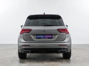 Внедорожник Volkswagen Tiguan 2018 года, 2971444 рублей, Москва
