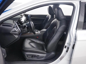 Седан Toyota Camry 2019 года, 2673444 рублей, Москва