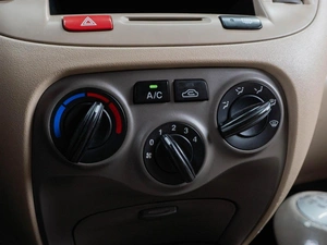 Седан Kia Rio 2006 года, 529000 рублей, Тюмень