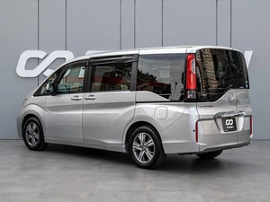 Минивэн Honda Stepwgn 2016 года, 1795000 рублей, Краснодар