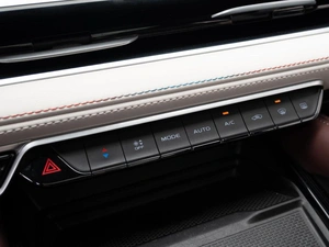 Внедорожник Geely Monjaro 2023 года, 3240000 рублей, Краснодар