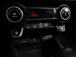 Седан Kia Rio 2020 года, 1429000 рублей, Воронеж