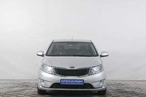 Седан Kia Rio 2014 года, 879000 рублей, Кемерово
