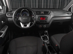 Хетчбэк Kia Rio 2012 года, 649000 рублей, Тюмень