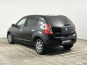 Хетчбэк Renault Sandero 2012 года, 489900 рублей, Казань