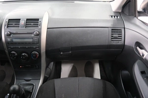 Седан Toyota Corolla 2008 года, 849000 рублей, Омск