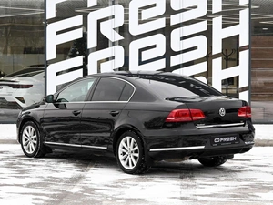 Седан Volkswagen Passat 2012 года, 899000 рублей, Волгоград