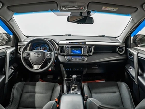 Внедорожник Toyota RAV4 2014 года, 1990000 рублей, Красноярск