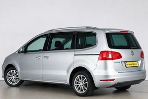 Минивэн Volkswagen Sharan 2012 года, 1369000 рублей, Челябинск