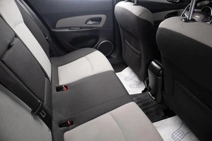 Седан Chevrolet Cruze 2012 года, 579000 рублей, Оренбург