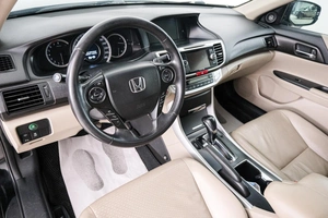 Седан Honda Accord 2013 года, 1549000 рублей, Красноярск
