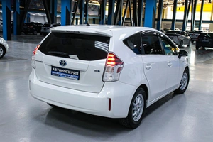 Универсал Toyota Prius Alpha 2017 года, 1598000 рублей, Солонцы
