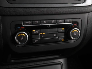 Внедорожник Volkswagen Tiguan 2012 года, 1429000 рублей, Воронеж