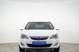 Хетчбэк Opel Astra 2012 года, 559000 рублей, Оренбург