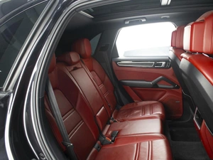 Внедорожник Porsche Cayenne 2019 года, 7799000 рублей, Омск