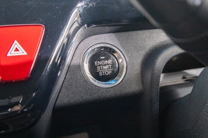 Минивэн Honda Stepwgn 2016 года, 1939000 рублей, Барнаул