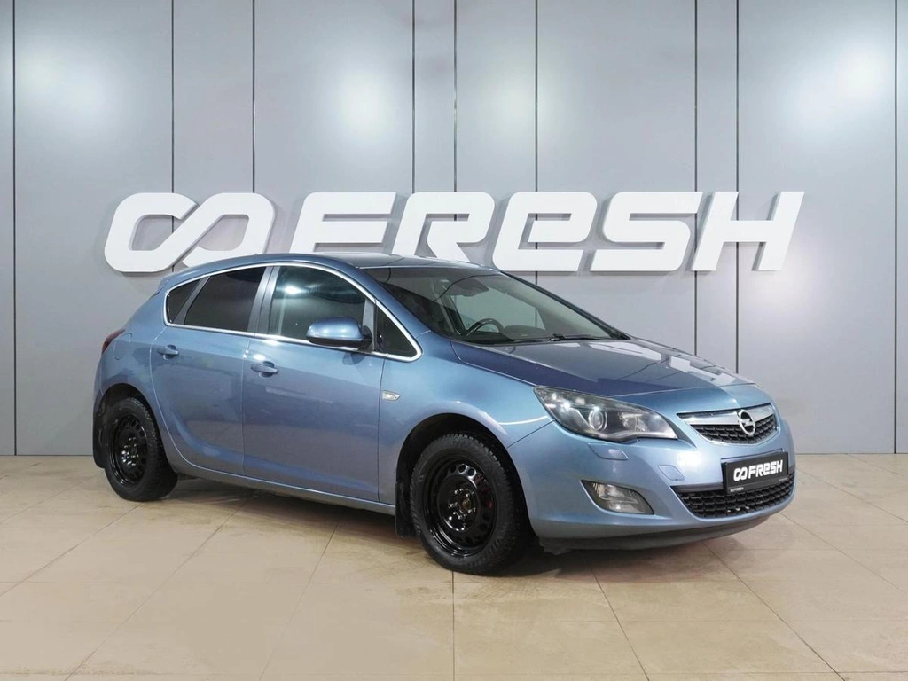 Хетчбэк Opel Astra 2010 года, 699000 рублей, Воронеж