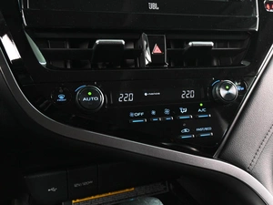 Седан Toyota Camry 2021 года, 2999000 рублей, Аксай