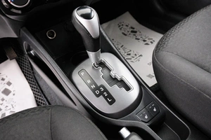 Хетчбэк Kia Rio 2015 года, 799000 рублей, Красноярск