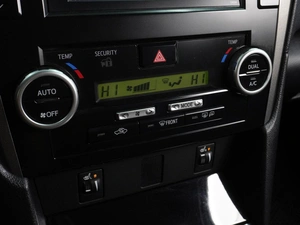 Седан Toyota Camry 2013 года, 1749000 рублей, Воронеж