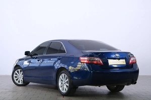 Седан Toyota Camry 2007 года, 999000 рублей, Омск