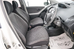 Хетчбэк Toyota Vitz 2008 года, 599000 рублей, Красноярск
