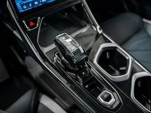 Внедорожник Geely Atlas 2023 года, 3200000 рублей, Красноярск