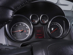 Хетчбэк Opel Astra 2012 года, 899000 рублей, Ростов-на-Дону