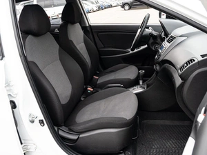 Хетчбэк Hyundai Solaris 2013 года, 1050000 рублей, Краснодар