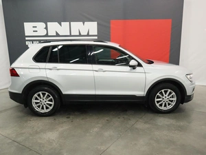 Внедорожник Volkswagen Tiguan 2019 года, 2400000 рублей, Курск