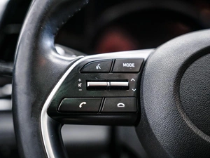 Седан Hyundai Elantra 2021 года, 1830000 рублей, Красноярск