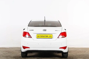 Седан Hyundai Solaris 2015 года, 799000 рублей, Тюмень