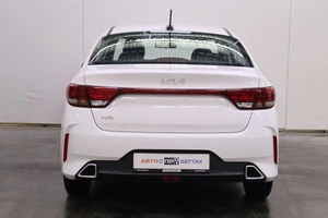 Седан Kia Rio 2021 года, 1785000 рублей, Брянск