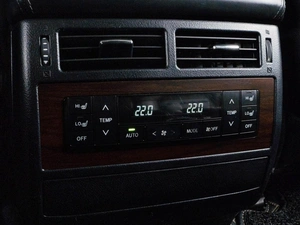 Внедорожник Toyota Land Cruiser 2016 года, 6500000 рублей, Тюмень