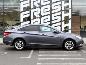 Седан Hyundai Sonata 2011 года, 1099000 рублей, Волгоград