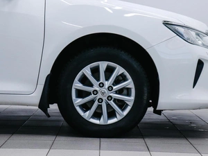 Седан Toyota Camry 2014 года, 2010000 рублей, Красноярск