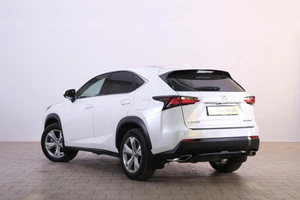 Внедорожник Lexus NX 2015 года, 3449000 рублей, Омск