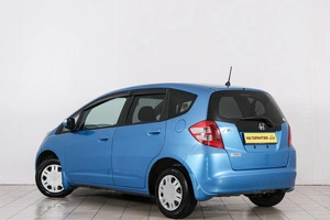 Хетчбэк Honda Fit 2008 года, 659000 рублей, Красноярск