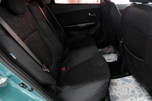 Седан Kia Rio 2013 года, 869000 рублей, Омск