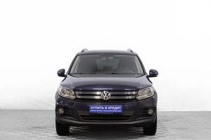 Внедорожник Volkswagen Tiguan 2011 года, 1239000 рублей, Барнаул