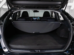 Хетчбэк Toyota Prius PHV 2017 года, 1697000 рублей, Тюмень