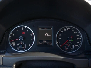 Внедорожник Volkswagen Tiguan 2013 года, 1985000 рублей, Краснодар